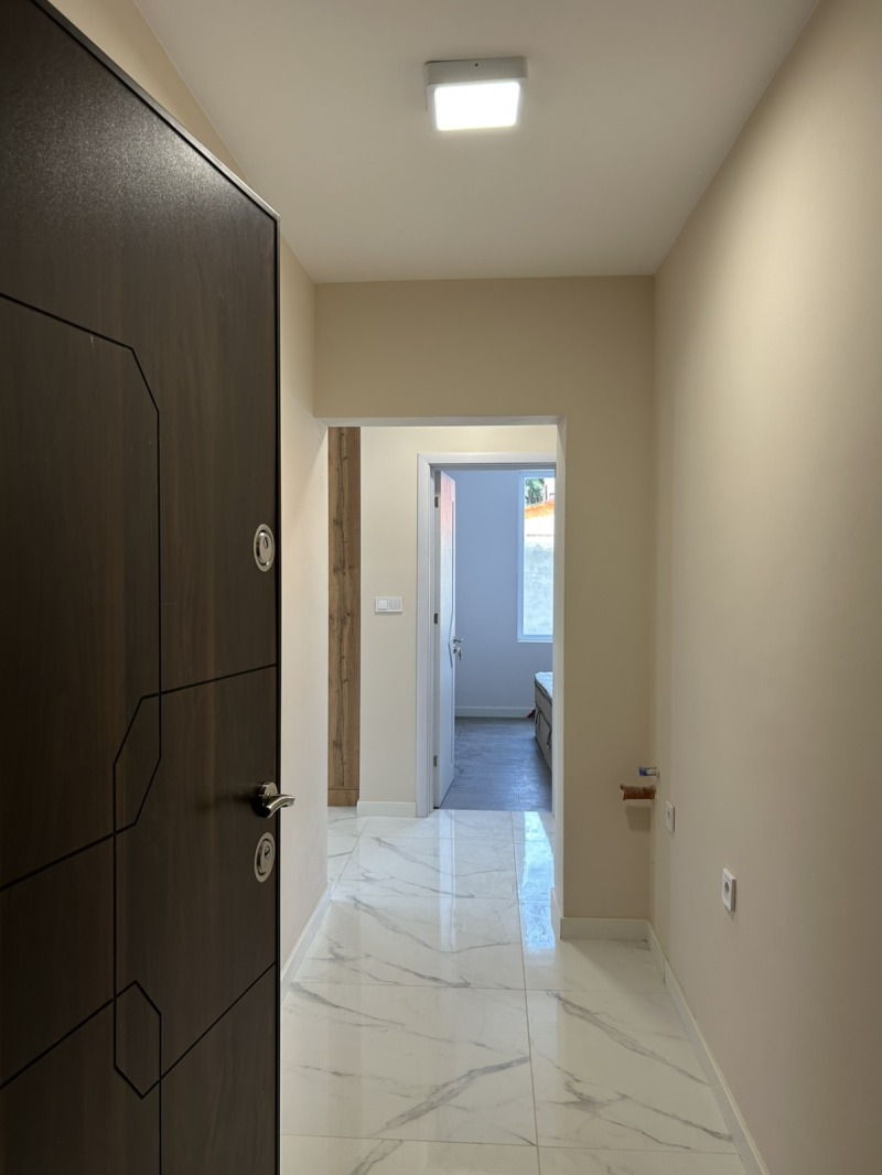 Продава  2-стаен град Русе , Възраждане , 61 кв.м | 90261459 - изображение [10]