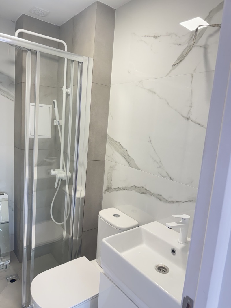Продава  2-стаен град Русе , Възраждане , 61 кв.м | 90261459 - изображение [7]