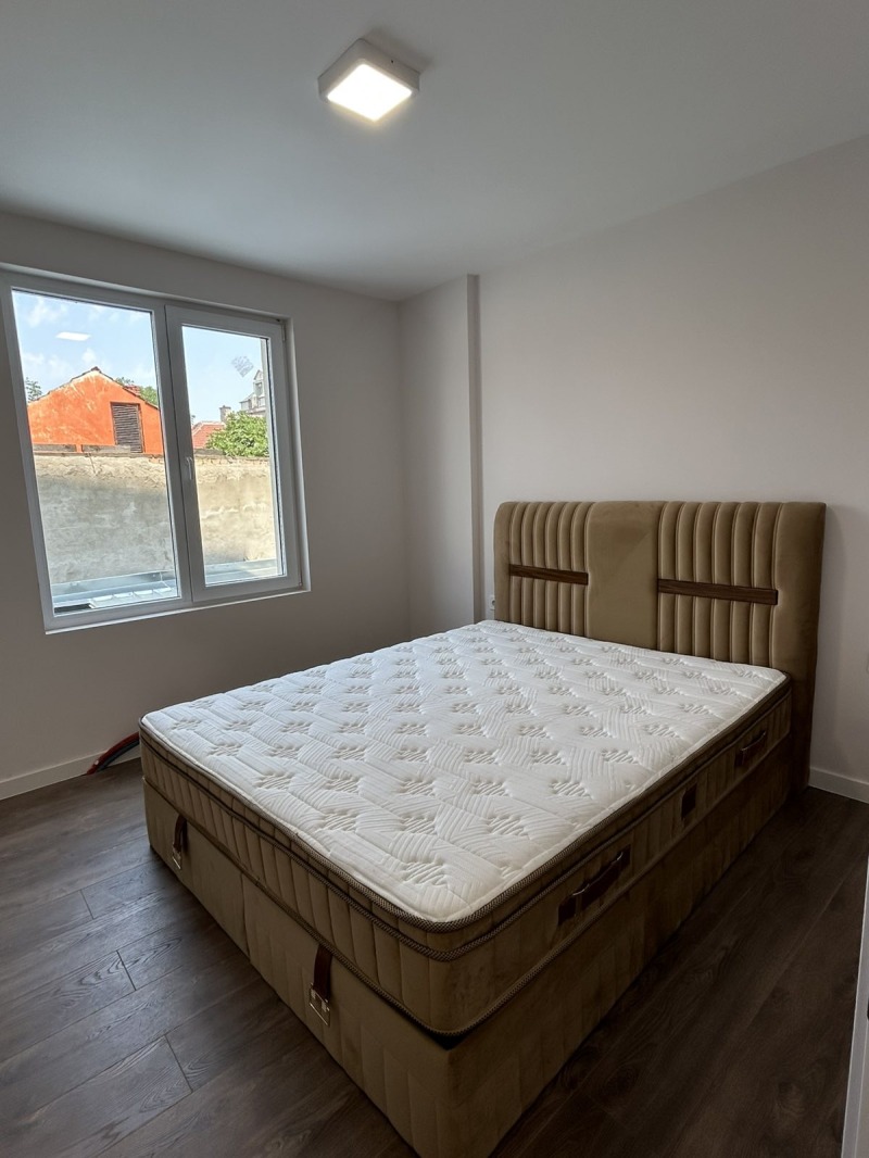 Продава  2-стаен град Русе , Възраждане , 61 кв.м | 90261459 - изображение [5]