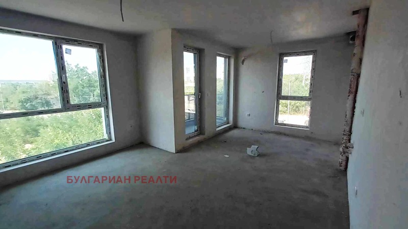 Na prodej  2 ložnice Varna , Levski 1 , 90 m2 | 49732420