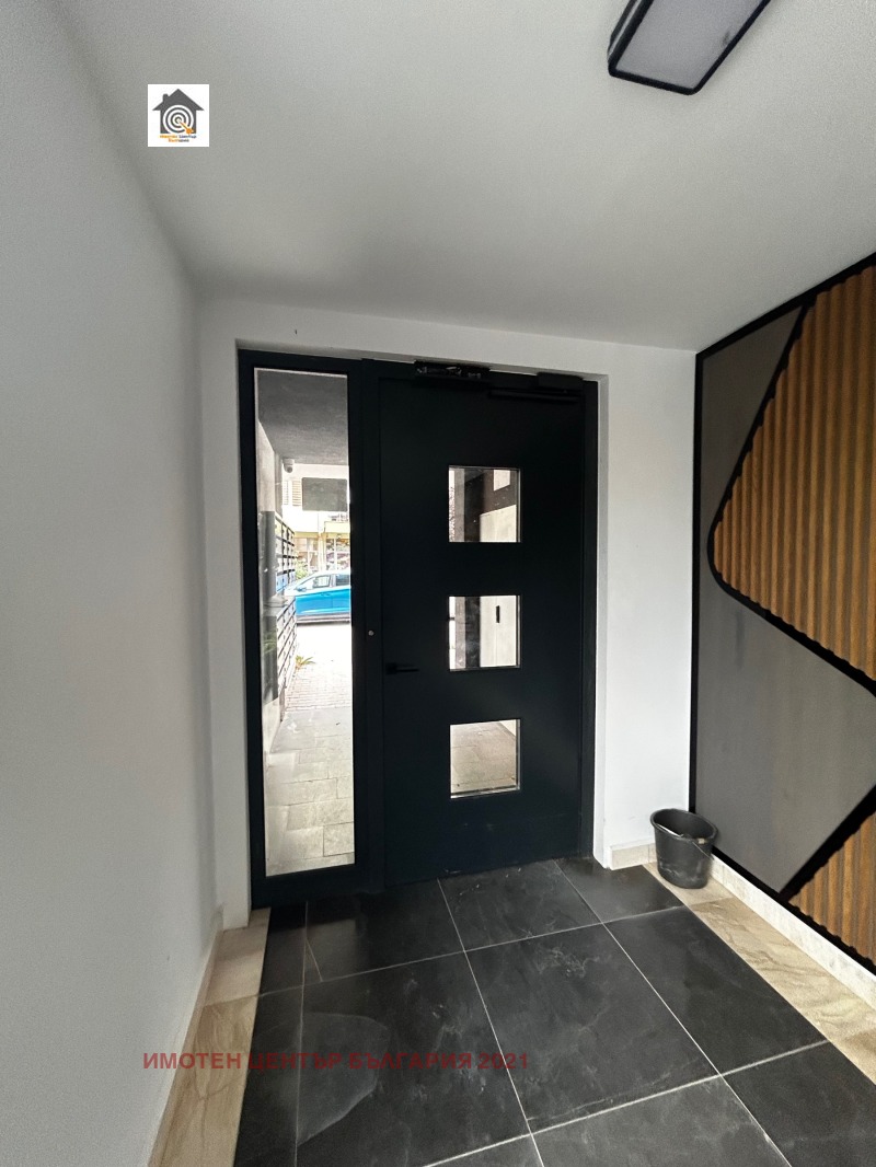 Продава 3-СТАЕН, гр. София, Полигона