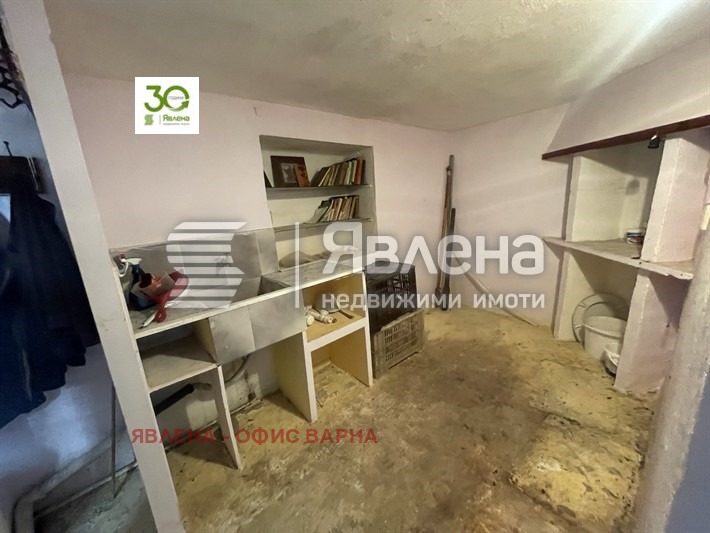 Продава ЕТАЖ ОТ КЪЩА, гр. Варна, Цветен квартал, снимка 6 - Етаж от къща - 54210146