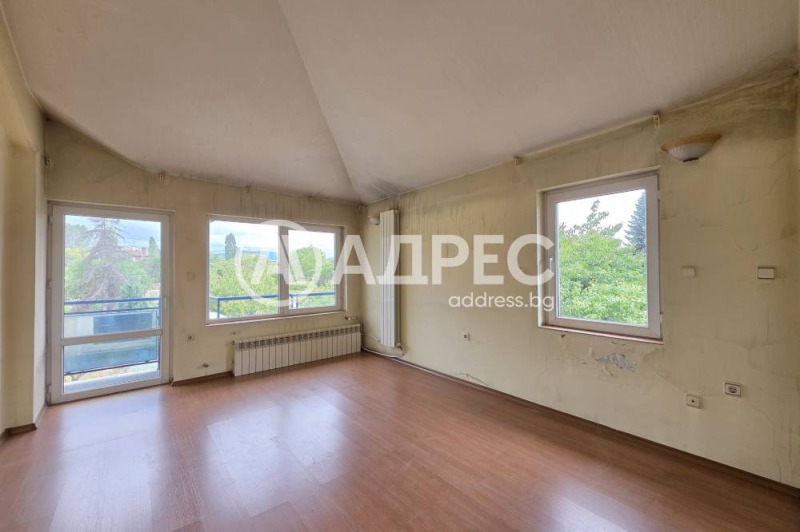 Продава КЪЩА, гр. София, Надежда 1, снимка 17 - Къщи - 52881857