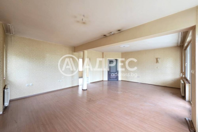 Продава КЪЩА, гр. София, Надежда 1, снимка 8 - Къщи - 52881857