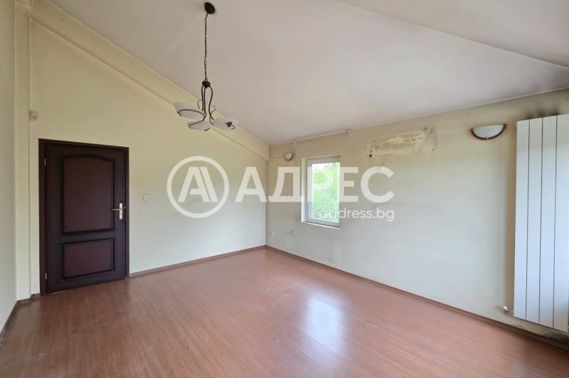 Продава КЪЩА, гр. София, Надежда 1, снимка 13 - Къщи - 52881857