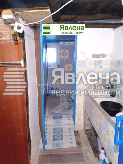 Продава КЪЩА, с. Изгрев, област Бургас, снимка 6 - Къщи - 54769079