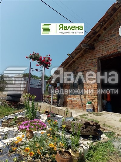 Продава КЪЩА, с. Изгрев, област Бургас, снимка 13 - Къщи - 54769079