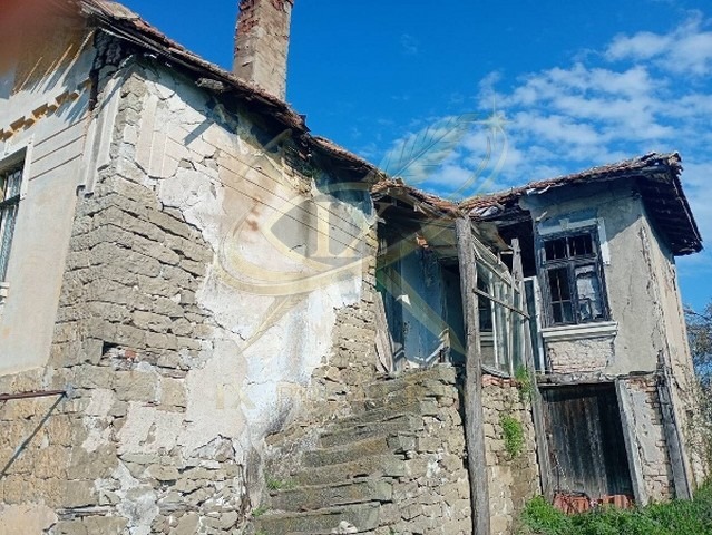 Продава ПАРЦЕЛ, с. Орлинци, област Бургас