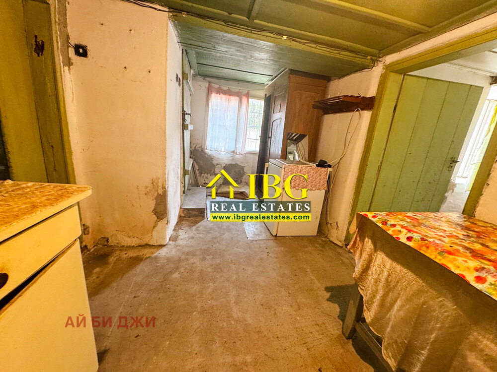 Продава КЪЩА, с. Божичен, област Русе, снимка 9 - Къщи - 56377997