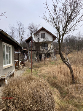 Продажба на имоти в с. Черна гора, област Перник - изображение 5 