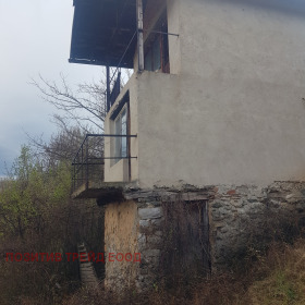 Продажба на имоти в гр. Бобошево, област Кюстендил - изображение 3 