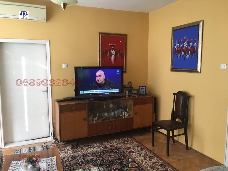 Продава 3-СТАЕН, гр. Плевен, Идеален център, снимка 8 - Апартаменти - 52784458