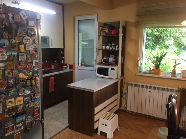 Продава 3-СТАЕН, гр. Плевен, Идеален център, снимка 3 - Апартаменти - 52784458