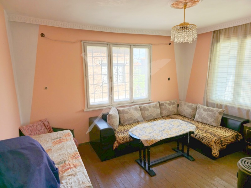 Продава  Къща, област Пловдив, с. Йоаким Груево •  105 000 EUR • ID 62692380 — holmes.bg - [1] 