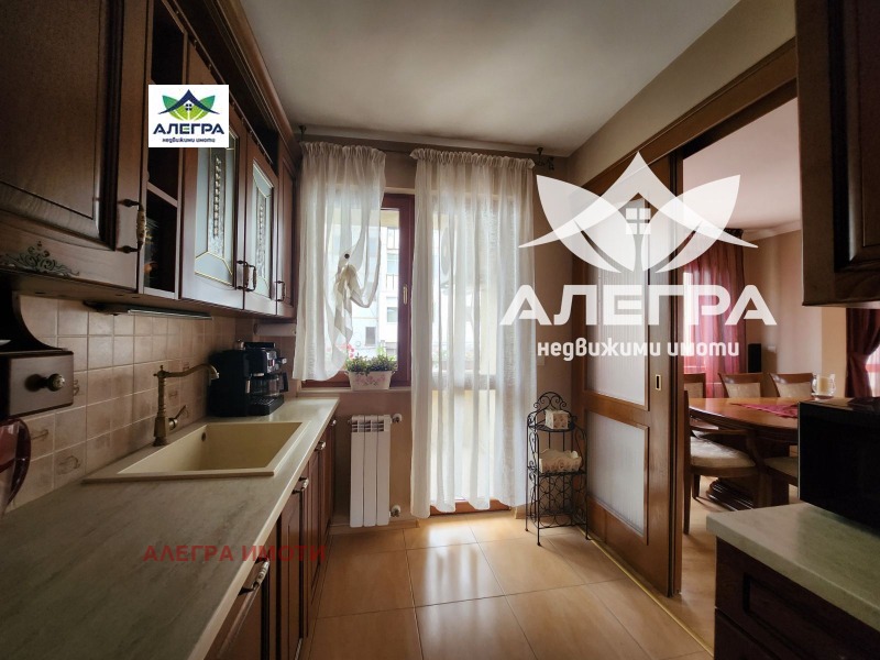 Продава  Къща град Пазарджик , Център , 396 кв.м | 71276925 - изображение [10]