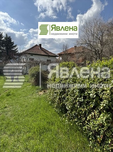 Till salu  Hus region Sofia , Djurovo , 811 kvm | 73313284 - bild [8]