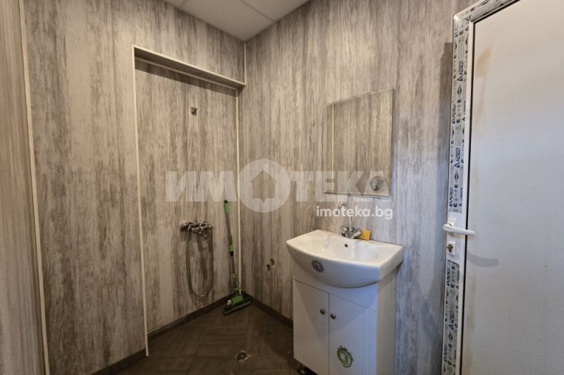 Продава СКЛАД, гр. София, Бенковски, снимка 14 - Складове - 53427000