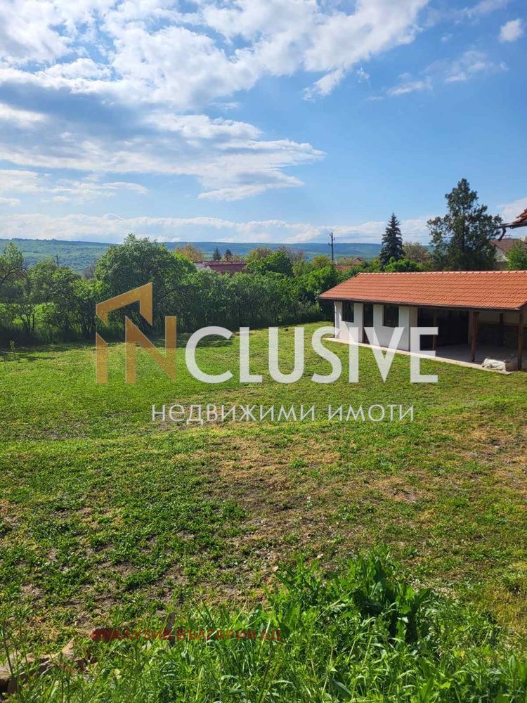 Zu verkaufen  Handlung region Pernik , Gorna Dikanja , 900 qm | 19351656