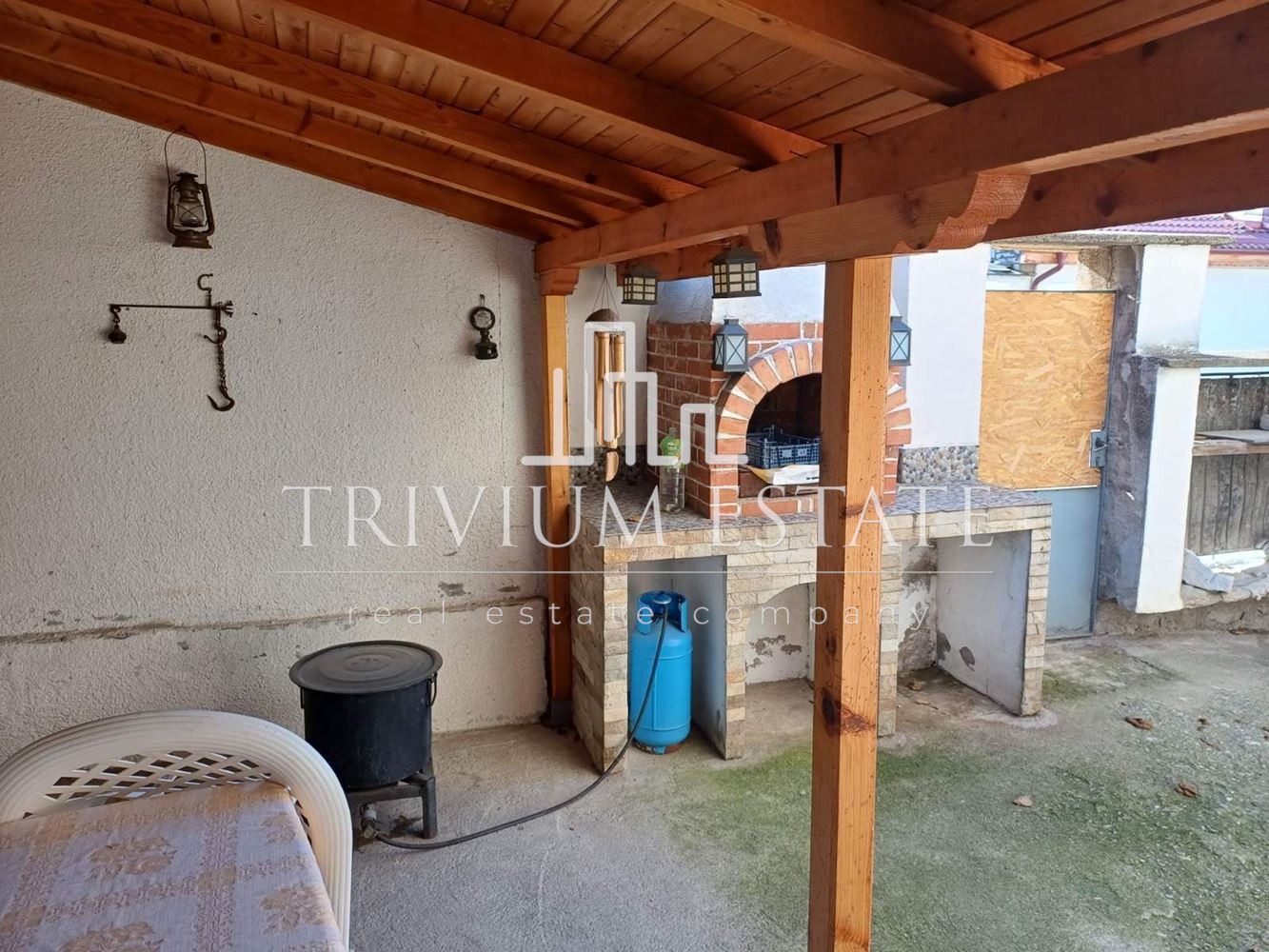 Продава ЕТАЖ ОТ КЪЩА, гр. Панагюрище, област Пазарджик, снимка 11 - Етаж от къща - 54922820