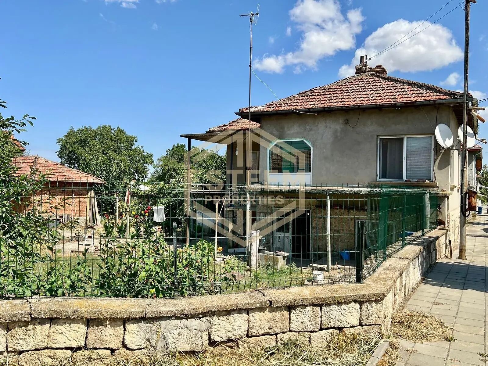 Продава КЪЩА, с. Щръклево, област Русе