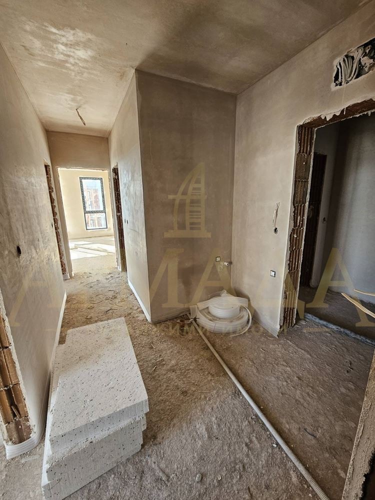 En venta  2 dormitorios Plovdiv , Ostromila , 117 metros cuadrados | 71022353 - imagen [5]