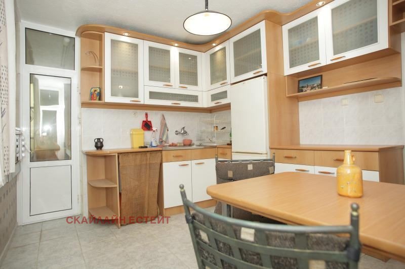 Продава 3-СТАЕН, гр. София, Слатина, снимка 11 - Апартаменти - 55119854