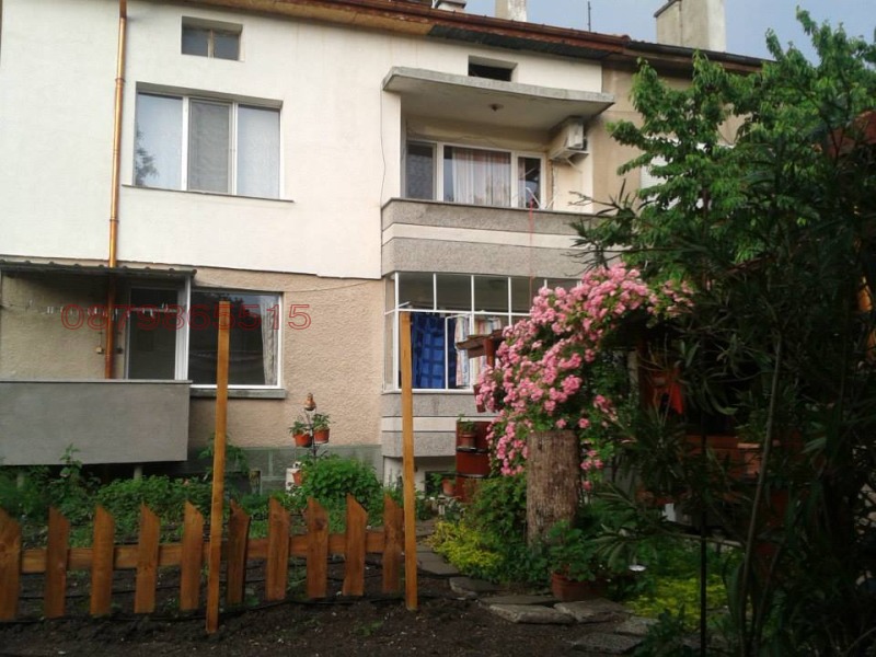 Продава МНОГОСТАЕН, град Хасково, Куба • 110000 € / 215141.30 лв. • 51298637 1