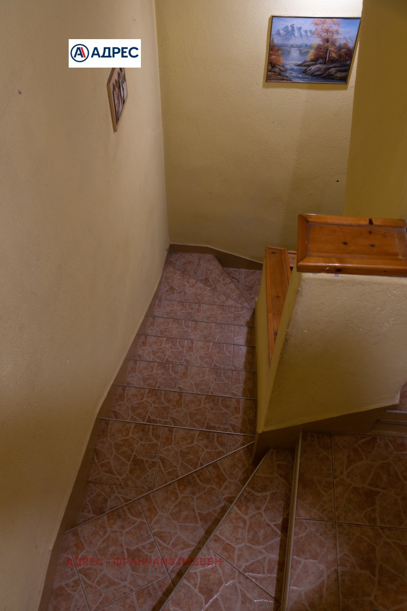 Продава КЪЩА, гр. Троян, област Ловеч, снимка 10 - Къщи - 52600192