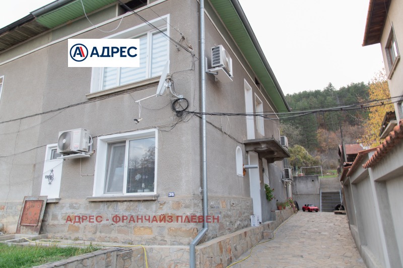 Продава КЪЩА, гр. Троян, област Ловеч, снимка 2 - Къщи - 52600192