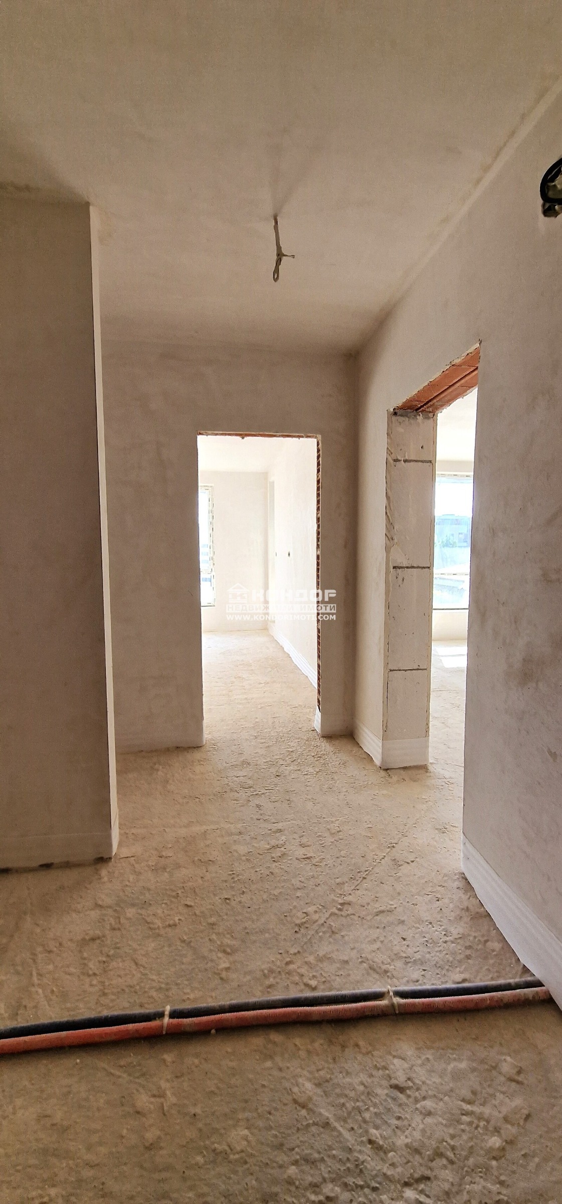 Продава 3-СТАЕН, гр. Пловдив, Остромила, снимка 2 - Апартаменти - 49953968