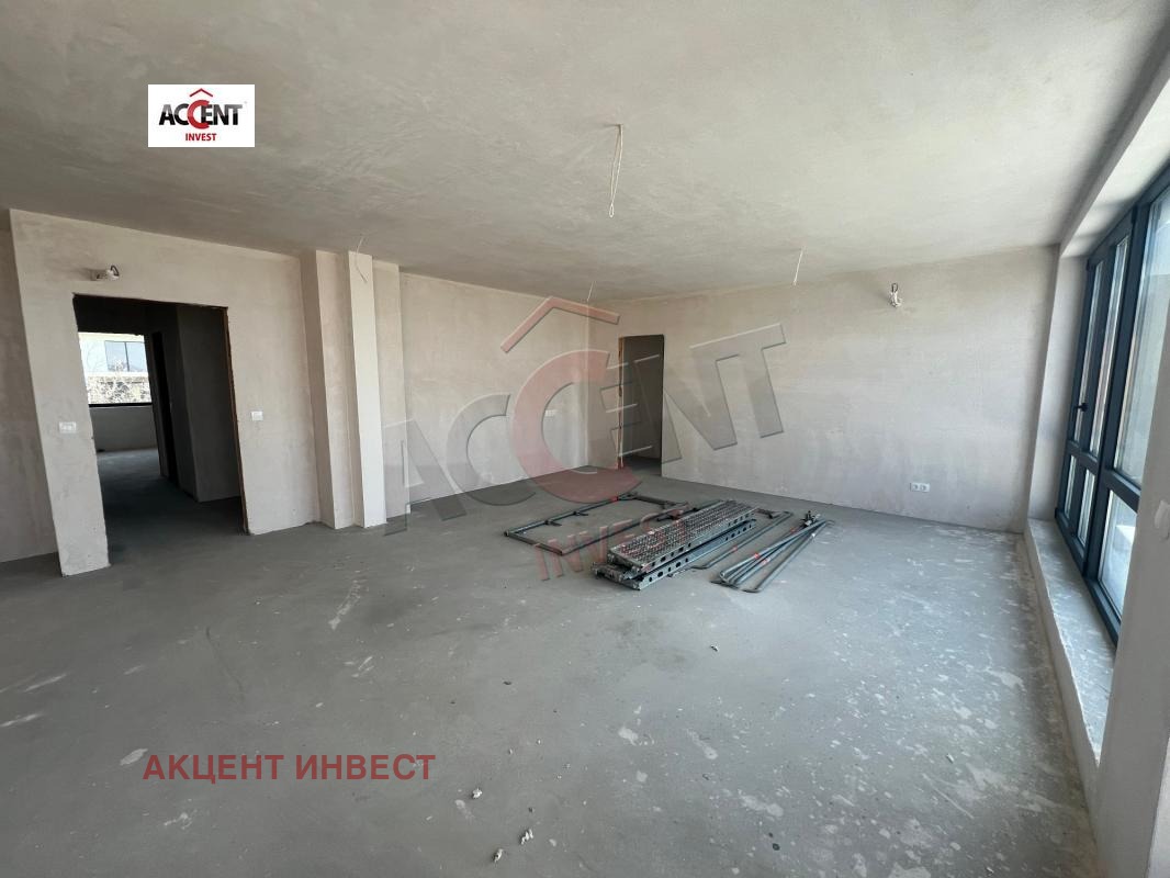 Продава 4-СТАЕН, гр. Варна, Бриз, снимка 4 - Апартаменти - 53070420
