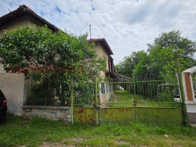 ПАРЦЕЛ, 814 m2