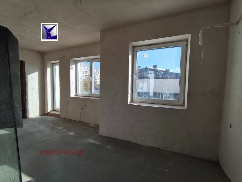 Продава 3-СТАЕН, гр. Русе, Център, снимка 13 - Апартаменти - 52218534