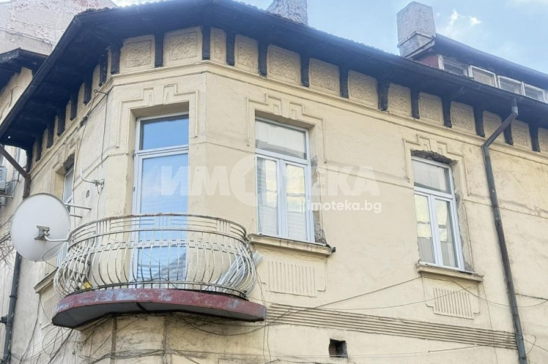 Продава 3-СТАЕН, гр. София, Център