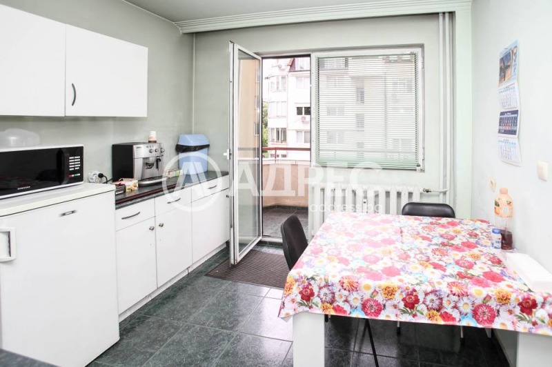 Te koop  3+ slaapkamer Sofia , Krasno selo , 123 m² | 90035645 - afbeelding [2]