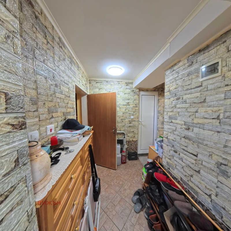 Продава  Къща област Перник , с. Кладница , 108 кв.м | 93717439 - изображение [2]