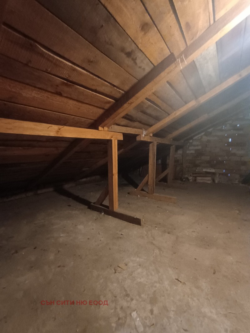 Продава КЪЩА, с. Петърч, област София област, снимка 13 - Къщи - 53078294