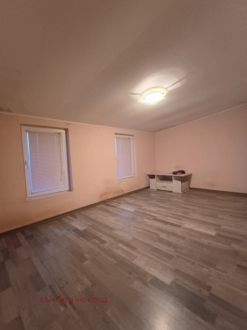 Продава КЪЩА, с. Петърч, област София област, снимка 11 - Къщи - 53078294