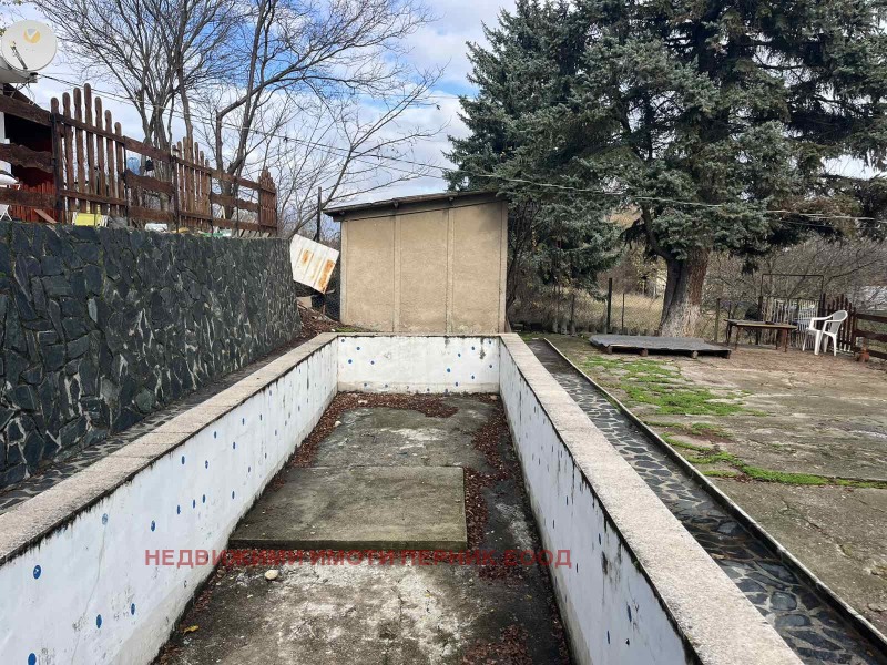 Продава КЪЩА, с. Мещица, област Перник, снимка 8 - Къщи - 53227839