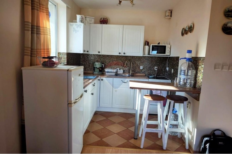 Продава ВИЛА, гр. Каварна, област Добрич, снимка 3 - Вили - 52990474