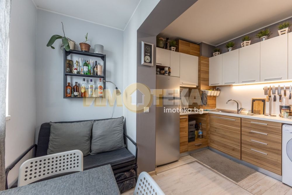 Продава 2-СТАЕН, гр. Варна, Завод Дружба, снимка 2 - Апартаменти - 54532418