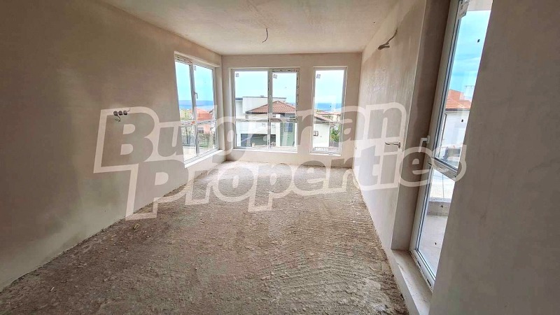 Продава 2-СТАЕН в град Варна, м-т Пчелина - 71 кв.м / 113 500 € » 221 986.71 лв., БЪЛГЕРИАН ПРОПЕРТИС ВАРНА