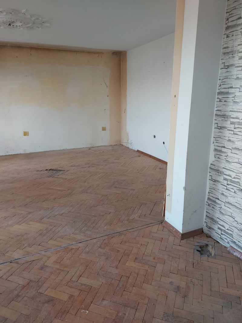 Na prodej  2 ložnice Ruse , Družba 3 , 99 m2 | 99715252