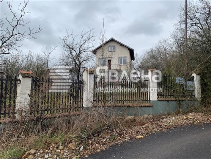 Продава КЪЩА, гр. София, гр. Банкя
