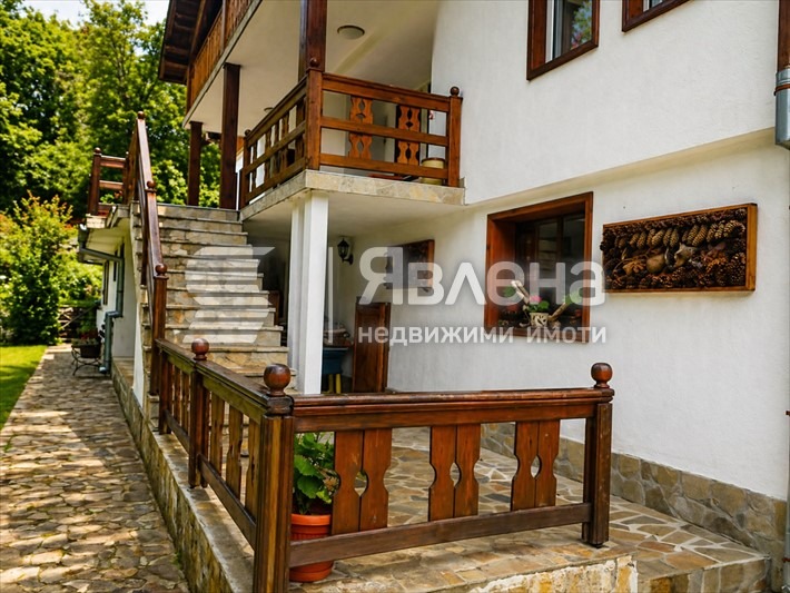 Продава КЪЩА, гр. Калофер, област Пловдив, снимка 9 - Къщи - 54772413