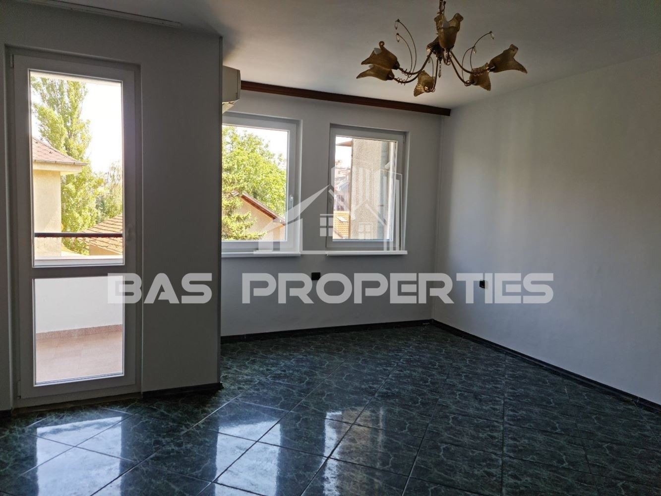 Продава 3-СТАЕН, гр. София, Редута, снимка 3 - Апартаменти - 54461998