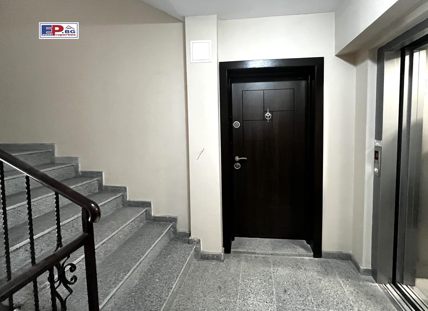 Продава 3-СТАЕН, гр. Добрич, Център, снимка 3 - Апартаменти - 55793200