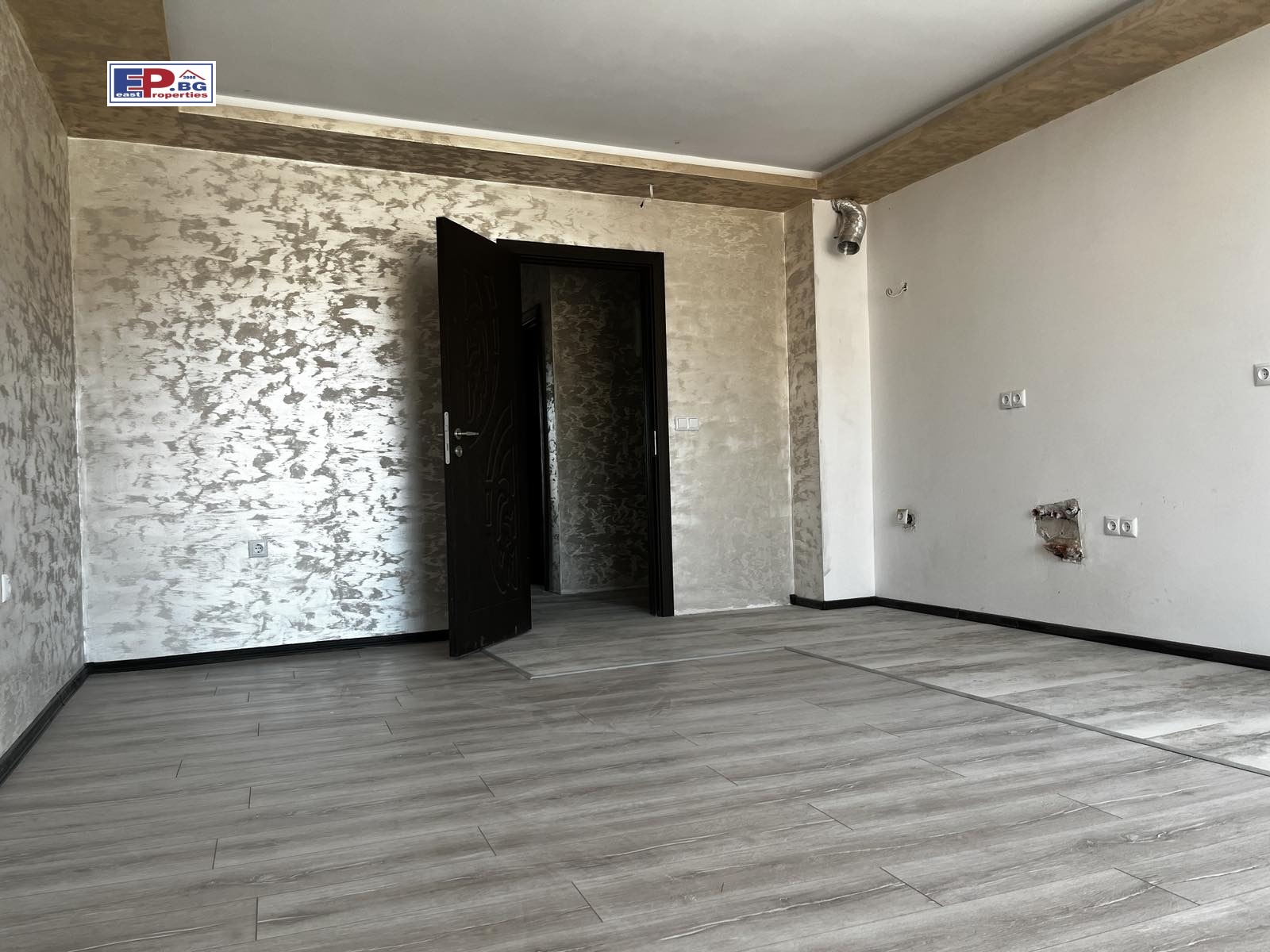 Продава 3-СТАЕН, гр. Добрич, Център, снимка 4 - Апартаменти - 55793200