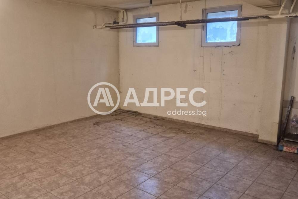 Продава ГАРАЖ, ПАРКОМЯСТО, гр. София, Белите брези, снимка 4 - Гаражи и паркоместа - 55653050