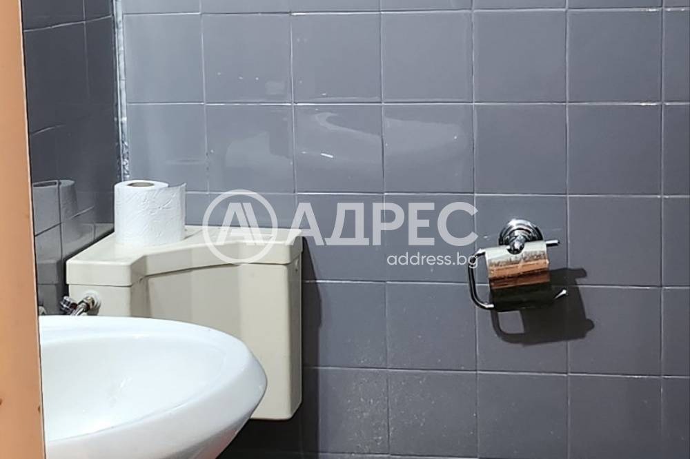 Продава ГАРАЖ, ПАРКОМЯСТО, гр. София, Белите брези, снимка 6 - Гаражи и паркоместа - 55653050